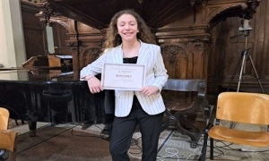 Caterina Solazzo, figlia di squinzanesi emigrati a Roma, vince il premio assoluto al Concorso per giovani musicisti