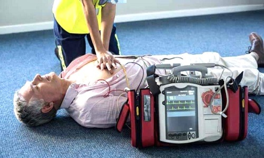 Corso di Primo Soccorso e utilizzo dei defibrillatori nel Salone della Parrocchia S. Maria delle Grazie