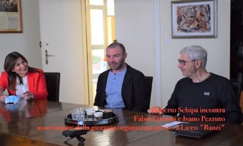 Fabio Lucioni e Ivano Pezzuto al Liceo Banzi di Lecce, l'intervista completa