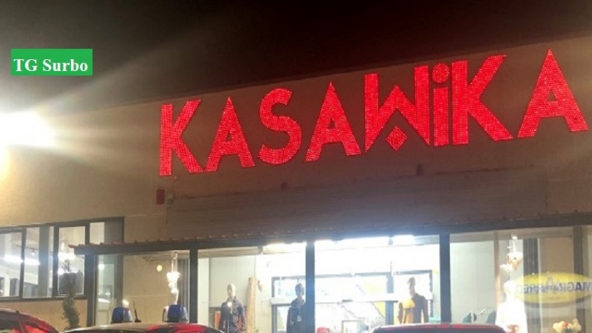 Il negozio di casalinghi Kasawika preso di mira da malviventi armati e incappucciati