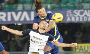 Il Lecce per due volte si fa riprendere dal Verona. Finisce 2 - 2 al Bentegodi
