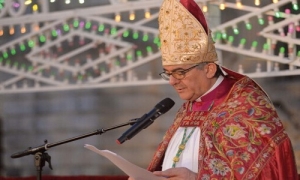 Da Piazza Duomo il messaggio dell&#039;Arcivescovo Seccia alla Città in occasione della festa patronale