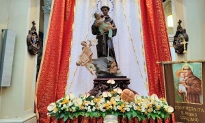 Festeggiamenti in onore di Sant&#039;Antonio da Padova, la processione e tutti gli appuntamenti in onore del Santo