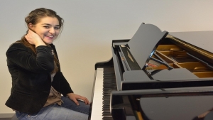 “Must in song”: questa sera a Lecce la pianista armena dalle dita magiche