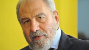 Antonio Caprarica presenta a Trepuzzi il suo saggio “Il bullo. Come Donald Trump ha distrutto l’Occidente”