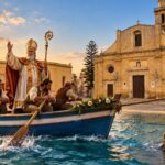 Festa di San Nicola: c’è chi tira la barca e chi rema contro